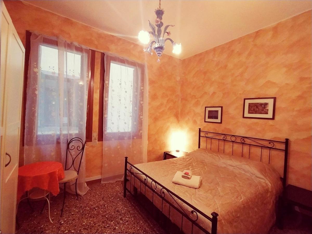 Da Sara * Venecia